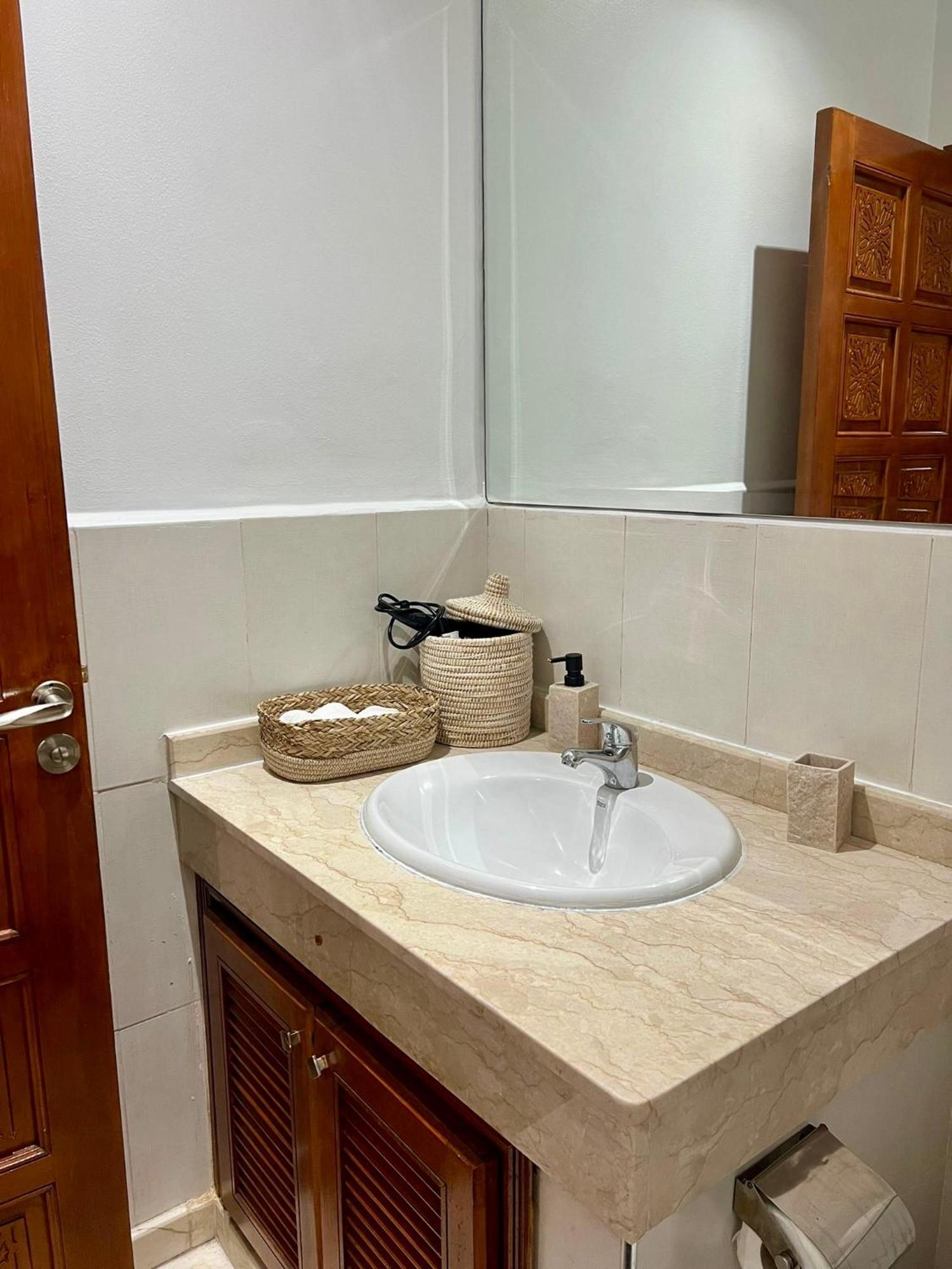 Cosy Appartement Au Coeur De Gueliz Marrakesh Exterior foto